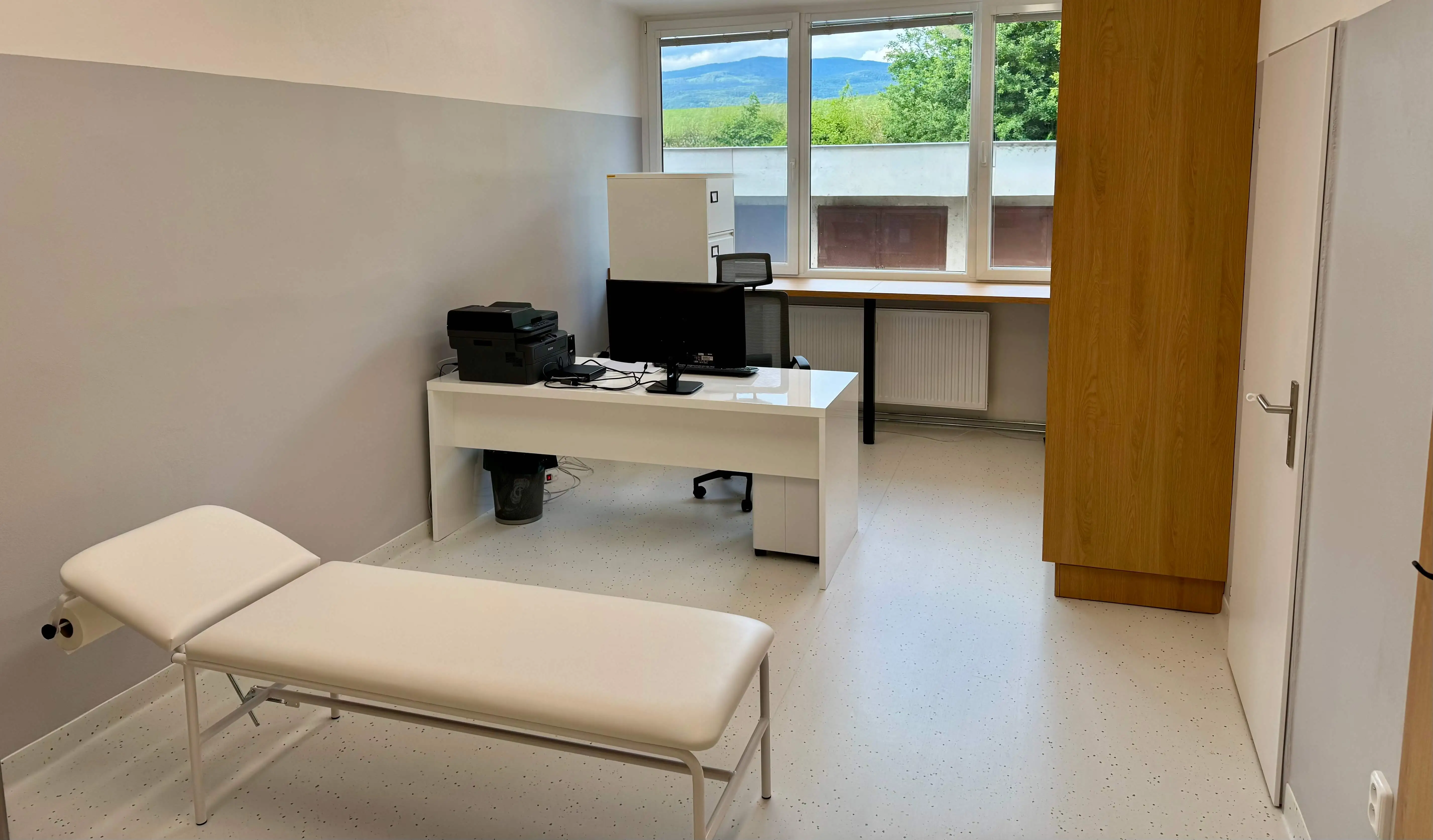 Vyšetrovňa s pracoviskom lekára